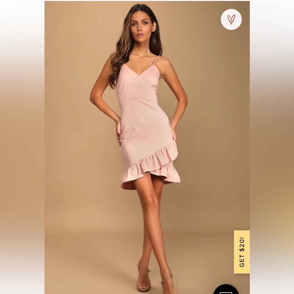Lulu’s NWT Sealed with a Kiss Light Pink Bodycon Dress